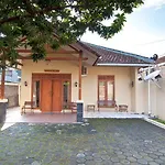 Omah Sabah B&B